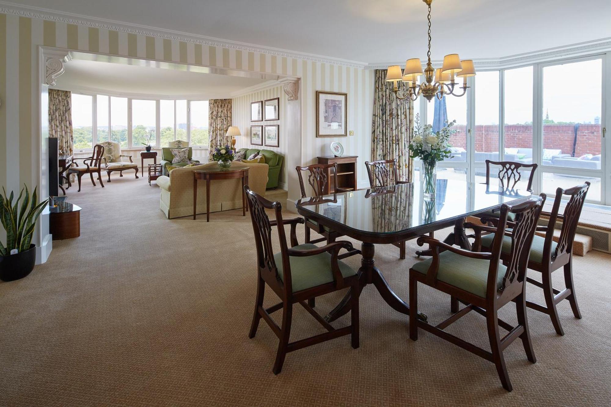 Cheval Thorney Court At Hyde Park 5*