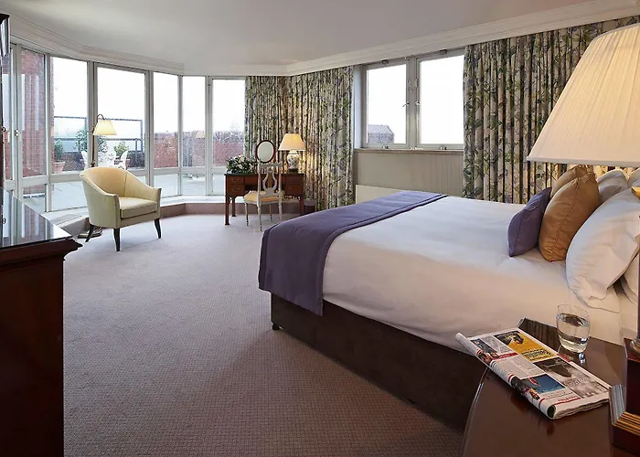 Cheval Thorney Court At Hyde Park
