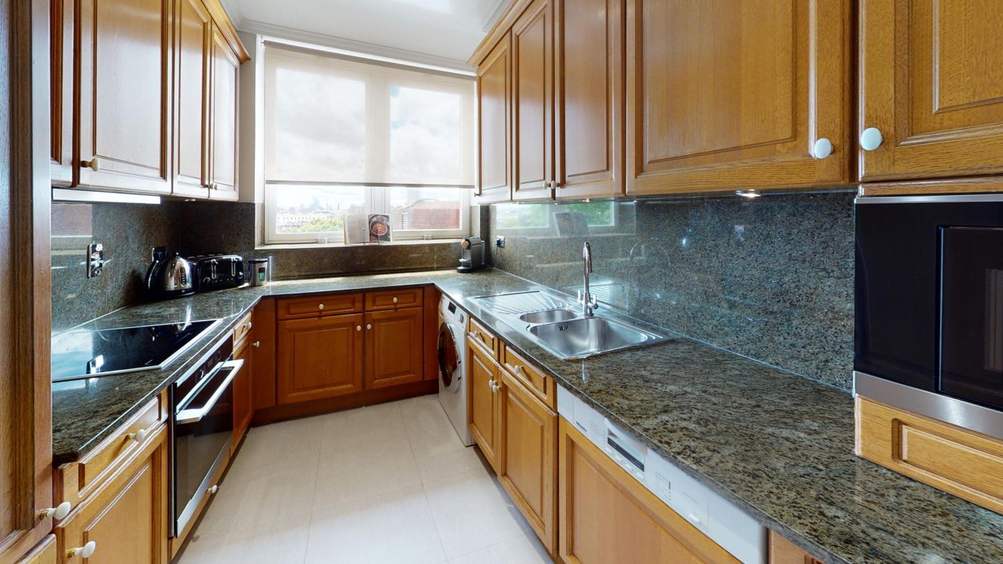 Cheval Thorney Court At Hyde Park Aparthotel 5*